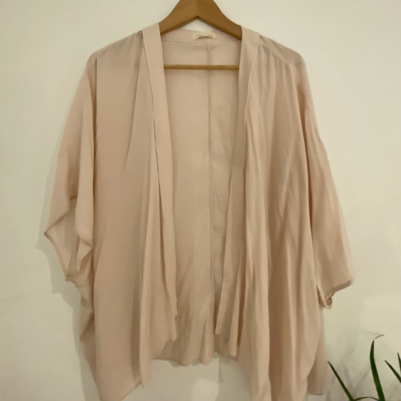 Aritzia Azure Skies Kimono - Picture 4 of 11